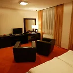 Hotel Aston