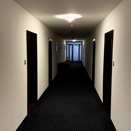 Aston 브라티슬라바