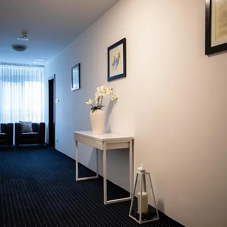 Aston Ξενοδοχείο Μπρατισλάβα