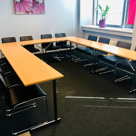 Aston Ξενοδοχείο