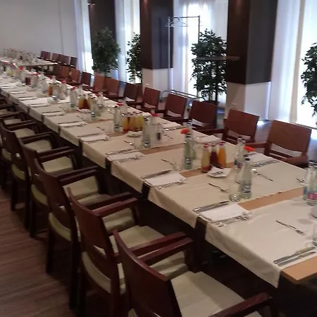 Aston Ξενοδοχείο 3*