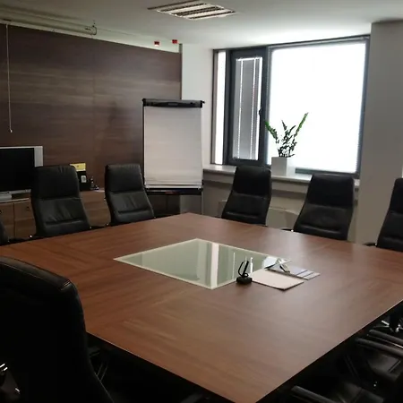 Ξενοδοχείο Aston