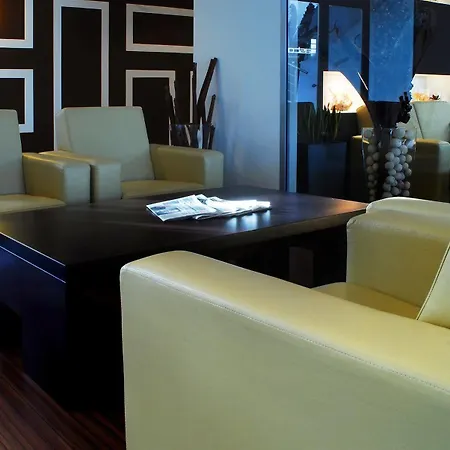 Aston 3* 브라티슬라바