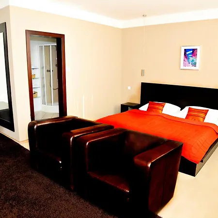 Aston 3* 브라티슬라바