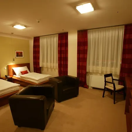 Aston 3* Pressburg
